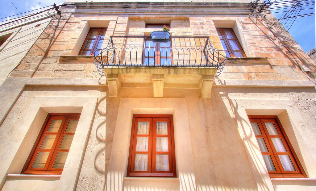 My Travel House Hotel Рабат Екстериор снимка